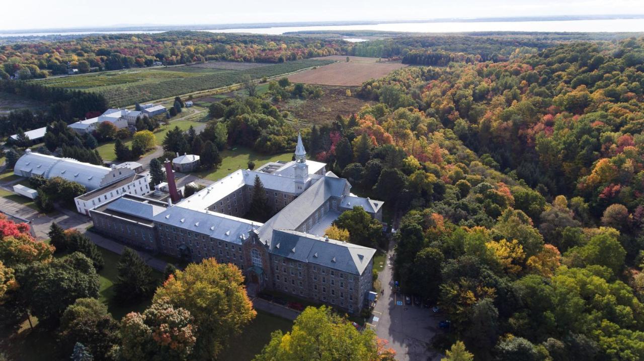 Auberge De L'Abbaye D'Oka المظهر الخارجي الصورة